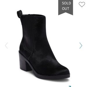 COPY - UGG  Camden Exotic Genuine Calf Hair Black Boot Women’s Size 6.5